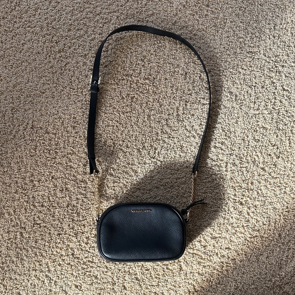 Michael Kors Elegant Black Crossbody Bag
